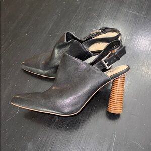 vince camuto black leather heels size 8.5 excellent used condition